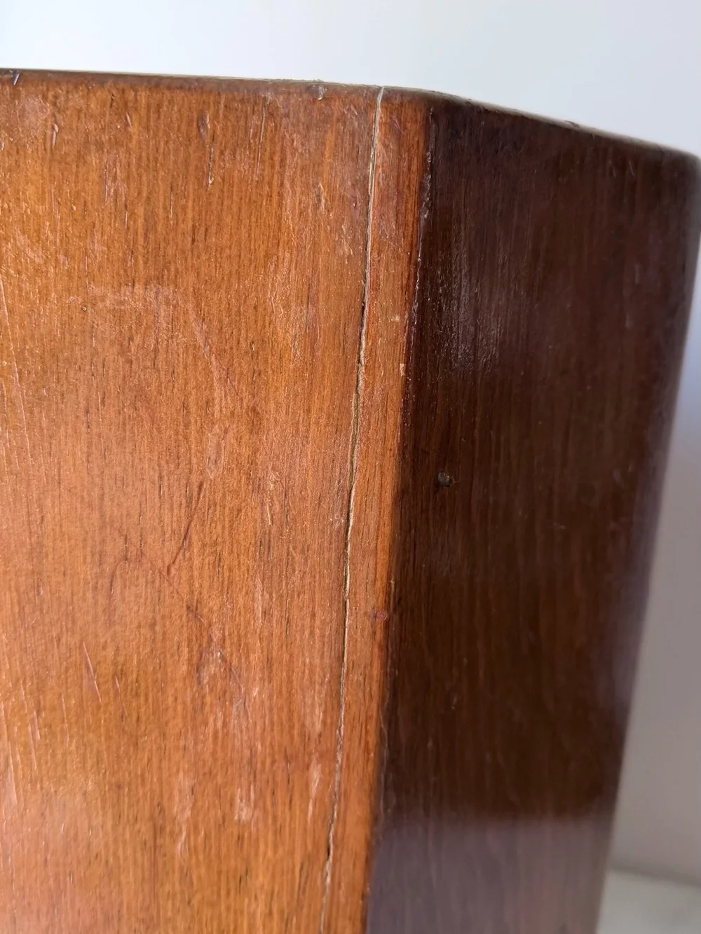 VTG /MC Wood Octagon Shape Trash Can Waste Bin With Lions Heads Unique Storage